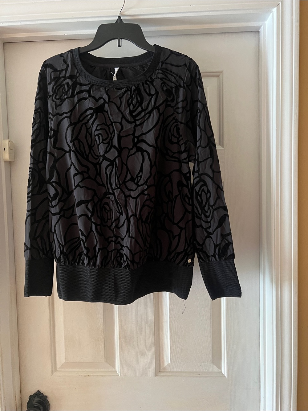 Fabletics Black Floral Burnout Long Sleeve Top